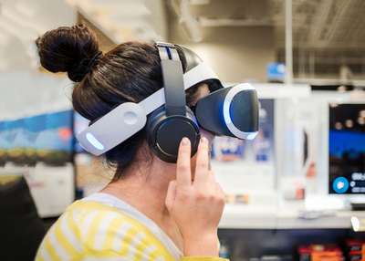 工信部發(fā)布VR白皮書 剖析價(jià)格與可用性瓶頸，展望AI融合開發(fā)新路徑